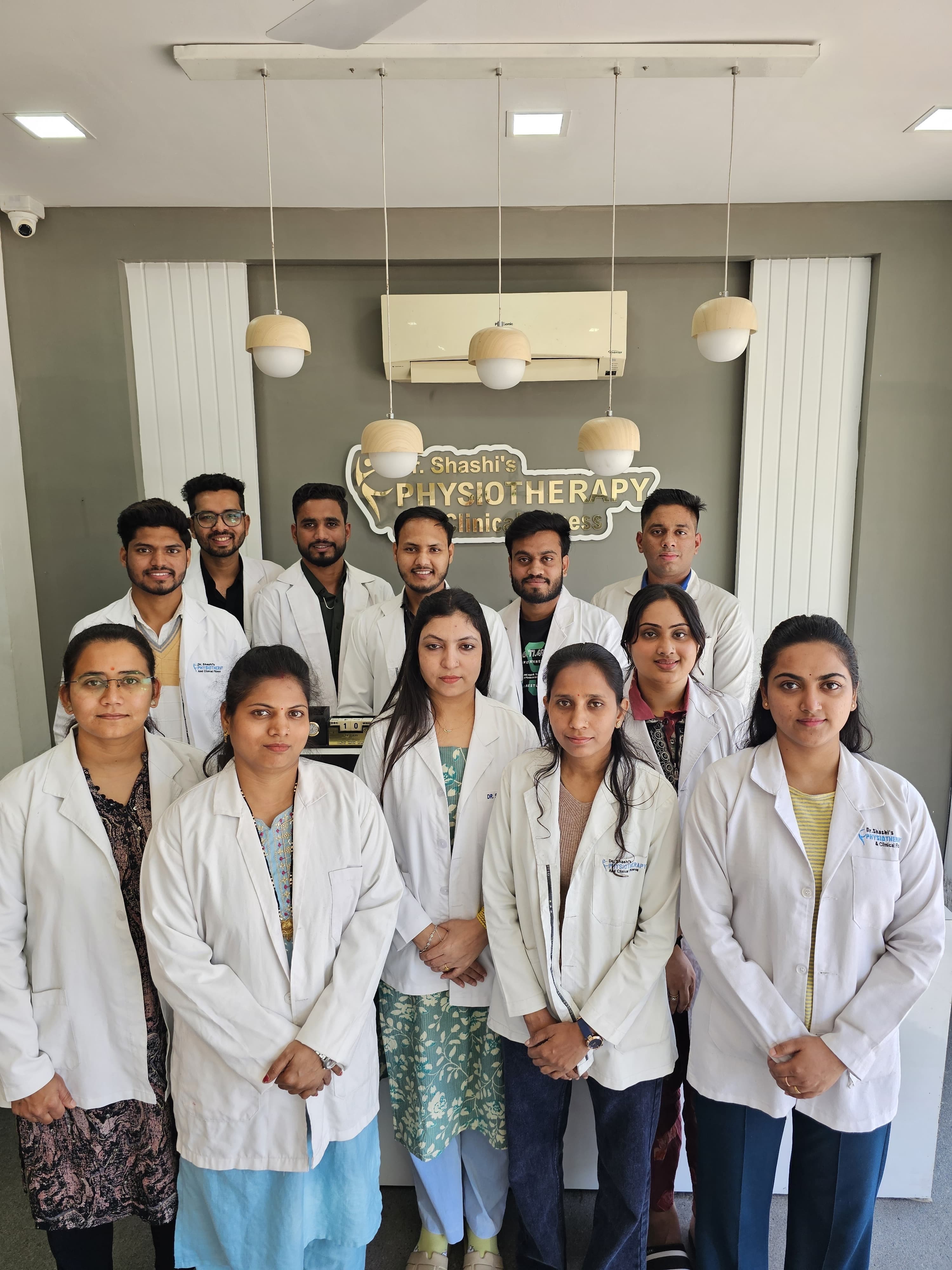 Clinic Entrance & Signage