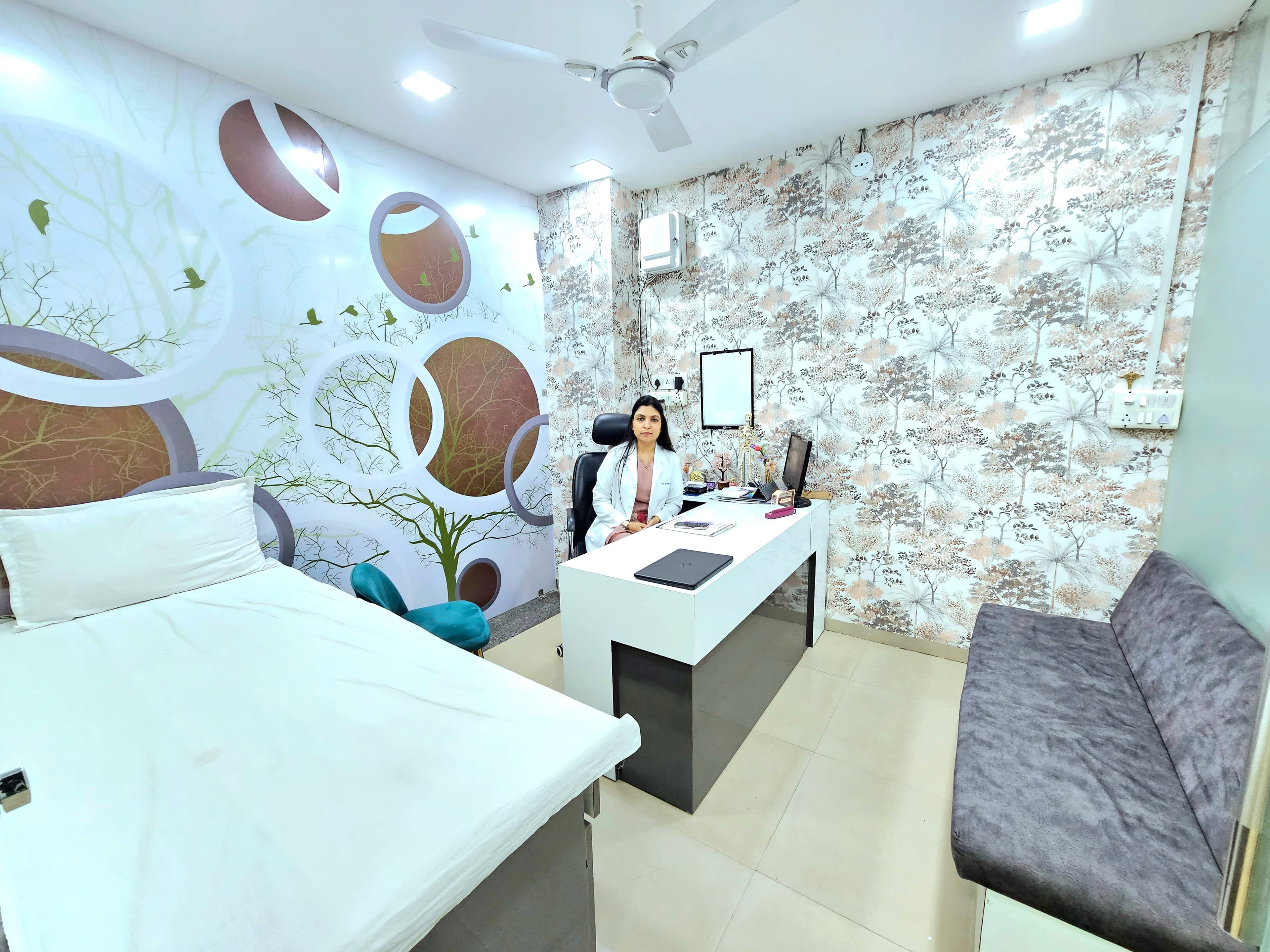 Doctor's Consultation Cabin